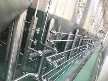 啤酒设备精细的管道 啤酒设备精细的管道