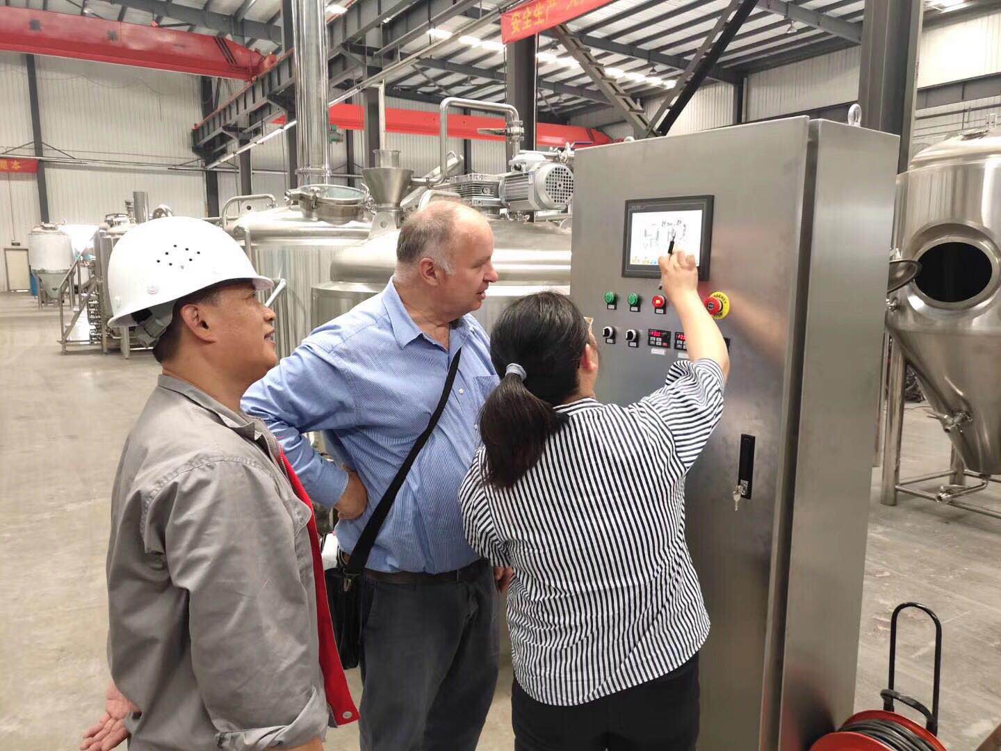 济南豪鲁啤酒设备控制系统 济南豪鲁啤酒设备控制系统